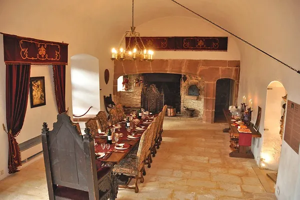 CHATEAU DE BELCASTEL