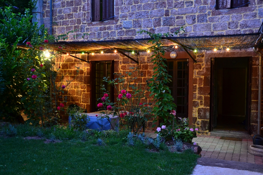 Terrasse - Gîte Le tassou du vigneron