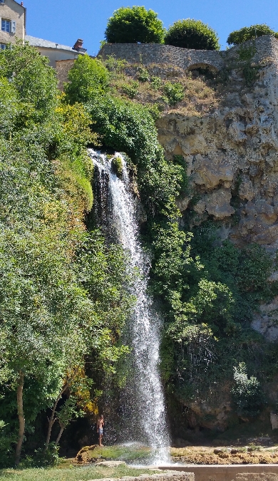 La cascade au départ de Salles-la-Source