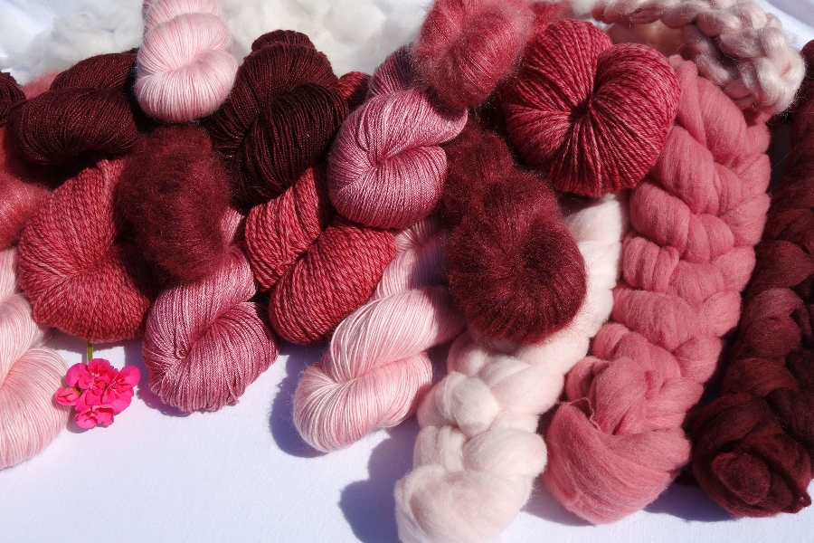 Teinture de laines au Lac-Dye