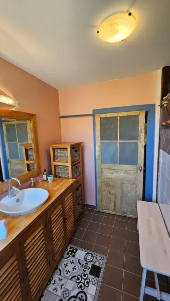 Salle de bains 1
