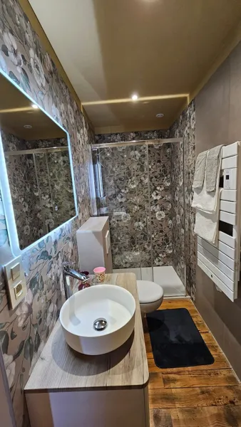 Salle de bains 2