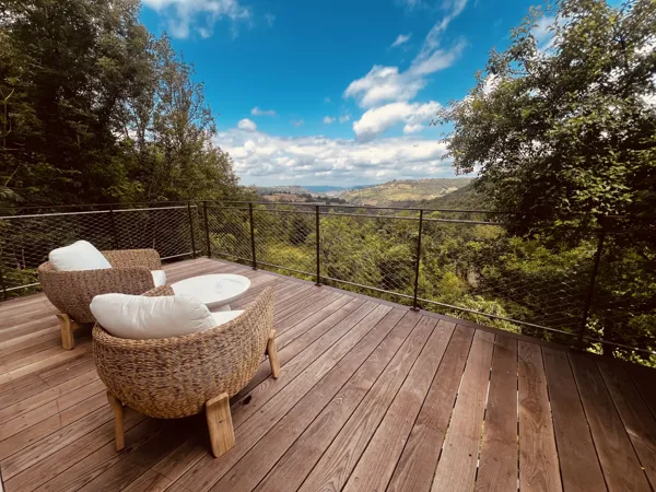La terrasse suspendue de la chambre Magdeleine
