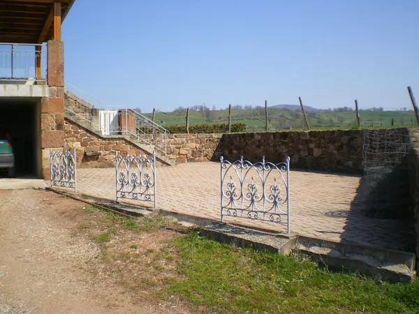 Domaine les Planes - Gîte l'Oustal - cours